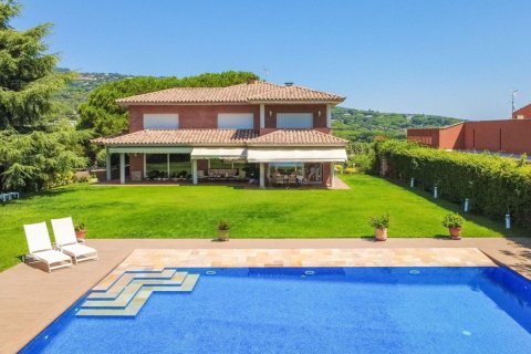 Сasa de 7 dormitorios en venta en Sant Andreu de Llavaneres, Barcelona, Cataluña, Spain № 6236 - foto 2