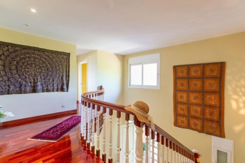 Сasa de 7 dormitorios en venta en Sant Andreu de Llavaneres, Barcelona, Cataluña, Spain № 6236 - foto 25
