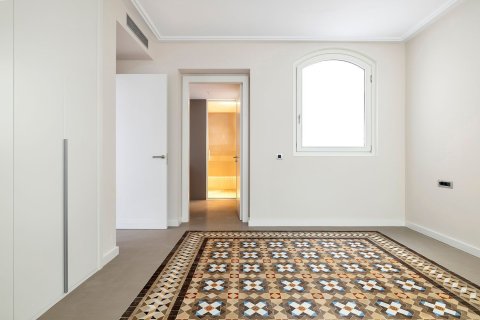 Apartamento de 3 dormitorios en venta en Barcelona, Cataluña, Spain № 6233 - foto 26