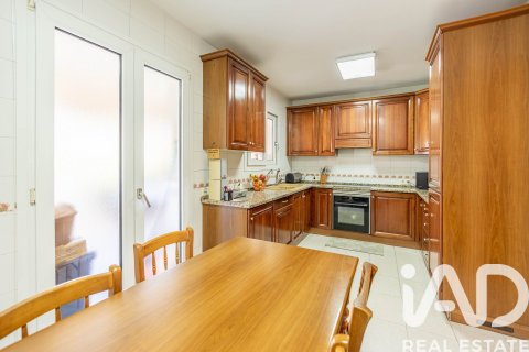 Купить квартиру в Виланова-и-ла-Желтру, Испания с 4 спальни, 238.73м², № 7353 - фото 17
