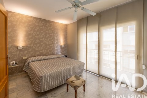 Купить квартиру в Виланова-и-ла-Желтру, Испания с 4 спальни, 238.73м², № 7353 - фото 13