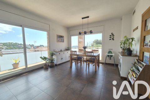Купить дом в Кубельес, Испания с 4 спальни, 285м², № 7350 - фото 15