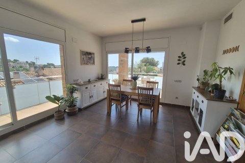 Купить дом в Кубельес, Испания с 4 спальни, 285м², № 7350 - фото 20