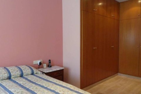 Villa de 3 dormitorios en venta en Badalona, Barcelona, Cataluña, Spain № 1191 - foto 29