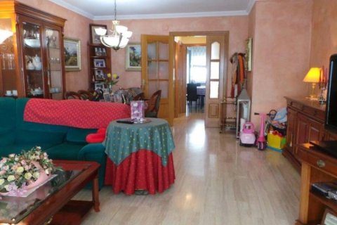Villa de 3 dormitorios en venta en Badalona, Barcelona, Cataluña, Spain № 1191 - foto 12