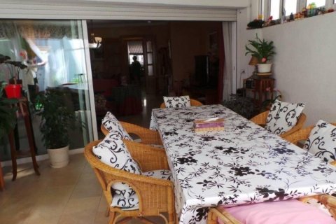 Villa de 3 dormitorios en venta en Badalona, Barcelona, Cataluña, Spain № 1191 - foto 14