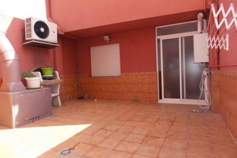 Villa de 3 dormitorios en venta en Badalona, Barcelona, Cataluña, Spain № 1189 - foto 14