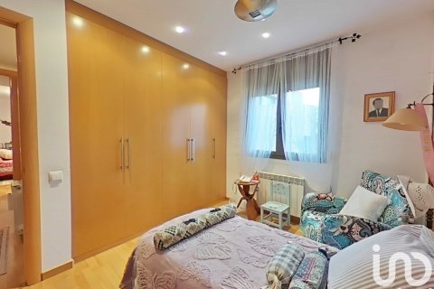 Сasa de 6 dormitorios en venta en Alpicat, Lérida, Cataluña, Spain № 4984 - foto 26