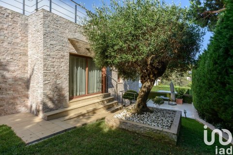 Сasa de 4 dormitorios en venta en Lloret de Mar, Gerona, Cataluña, Spain № 4985 - foto 26
