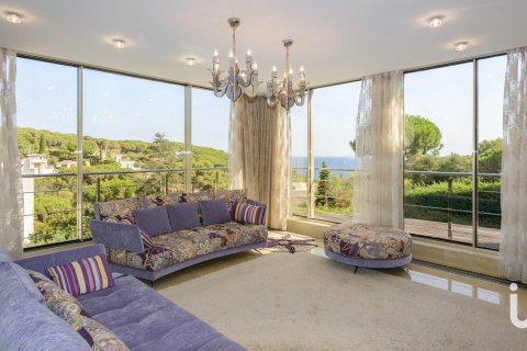 Сasa de 4 dormitorios en venta en Lloret de Mar, Gerona, Cataluña, Spain № 4985 - foto 20
