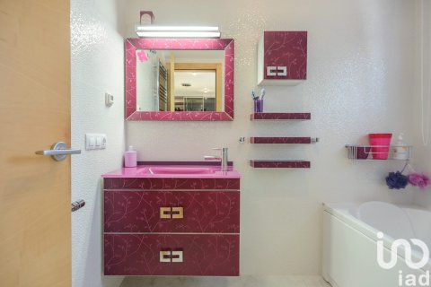 Сasa de 4 dormitorios en venta en Lloret de Mar, Gerona, Cataluña, Spain № 4985 - foto 15