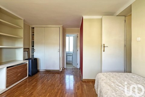 Сasa de 5 dormitorios en venta en Barcelona, Cataluña, Spain № 4981 - foto 23
