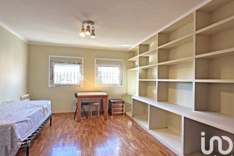 Сasa de 5 dormitorios en venta en Barcelona, Cataluña, Spain № 4981 - foto 22