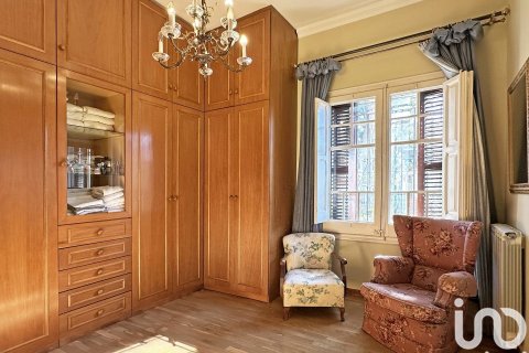 Сasa de 5 dormitorios en venta en Barcelona, Cataluña, Spain № 4981 - foto 11