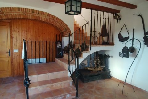  Castillos de 3 dormitorios en venta en Torredembarra, Tarragona, Cataluña, Spain № 4983 - foto 11