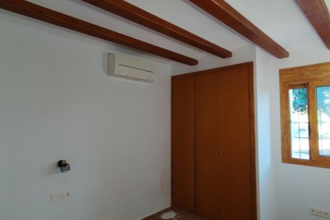  Castillos de 3 dormitorios en venta en Torredembarra, Tarragona, Cataluña, Spain № 4983 - foto 25