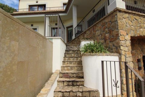 Сasa de 5 dormitorios en venta en Olivella, Barcelona, Cataluña, Spain № 1938 - foto 5