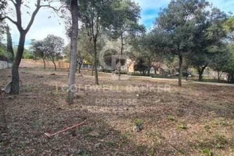 Parcela de 1000 m² en venta en Sant Cugat del Vallès, Barcelona, Cataluña, Spain № 5474 - foto 4