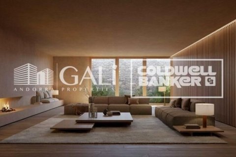 Villa de 5 dormitorios en venta en Principado De Andorra (Ninguna Poblacion Tiene C.P.), Lérida, Cataluña, Spain № 5470 - foto 9