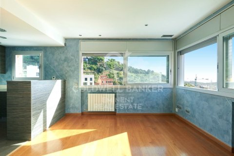 Apartamento de 2 dormitorios en venta en Barcelona, Cataluña, Spain № 5472 - foto 5