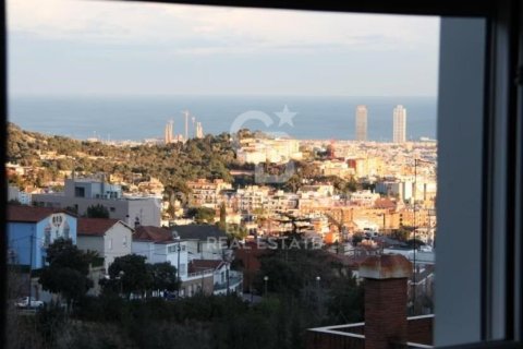 Apartamento de 2 dormitorios en venta en Barcelona, Cataluña, Spain № 5472 - foto 22