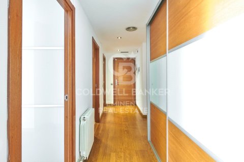 Apartamento de 2 dormitorios en venta en Barcelona, Cataluña, Spain № 5472 - foto 9