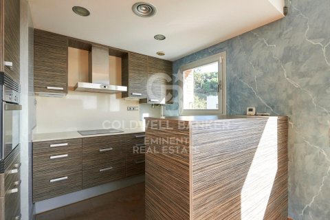 Apartamento de 2 dormitorios en venta en Barcelona, Cataluña, Spain № 5472 - foto 8
