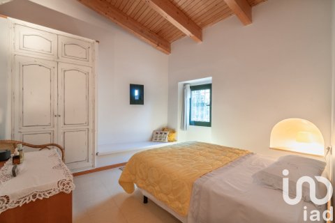 Сasa de 3 dormitorios en venta en Navata, Gerona, Cataluña, Spain № 4859 - foto 23