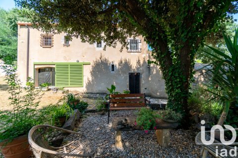 Сasa de 3 dormitorios en venta en Navata, Gerona, Cataluña, Spain № 4859