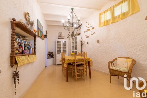 Сasa de 3 dormitorios en venta en Navata, Gerona, Cataluña, Spain № 4859 - foto 15