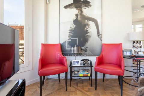 3 bedrooms apartment for sale in Barcelona, Catalonia, Spain № 8604 - photo 18