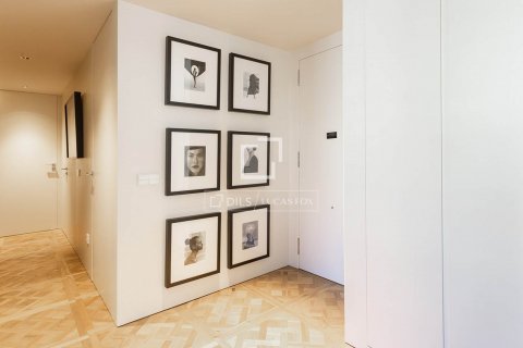 3 bedrooms apartment for sale in Barcelona, Catalonia, Spain № 8604 - photo 25