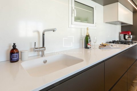 3 bedrooms apartment for sale in Barcelona, Catalonia, Spain № 8604 - photo 13