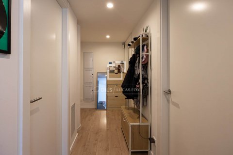 Apartamento de 2 dormitorios en venta en Barcelona, Cataluña, Spain № 8607 - foto 18