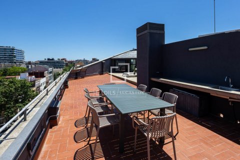 Apartamento de 2 dormitorios en venta en Barcelona, Cataluña, Spain № 8607 - foto 27