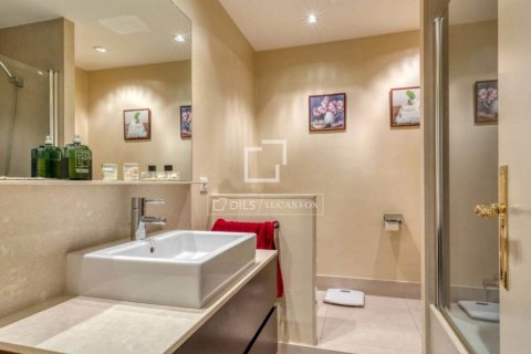 Купить квартиру в Барселона, Испания с 5 спален, 207м², № 8606 - фото 17