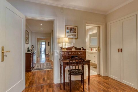 Купить квартиру в Барселона, Испания с 5 спален, 207м², № 8606 - фото 10