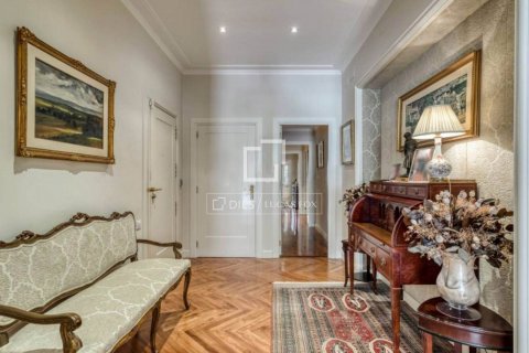 Купить квартиру в Барселона, Испания с 5 спален, 207м², № 8606 - фото 6
