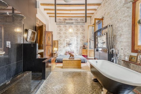 Apartamento de 2 dormitorios en venta en Barcelona, Cataluña, Spain № 8602 - foto 21