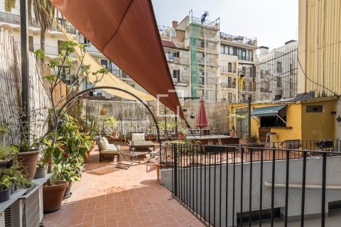 Apartamento de 2 dormitorios en venta en Barcelona, Cataluña, Spain № 8602 - foto 30