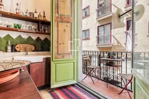 Apartamento de 2 dormitorios en venta en Barcelona, Cataluña, Spain № 8602 - foto 14