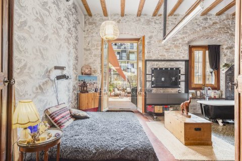 Apartamento de 2 dormitorios en venta en Barcelona, Cataluña, Spain № 8602 - foto 18