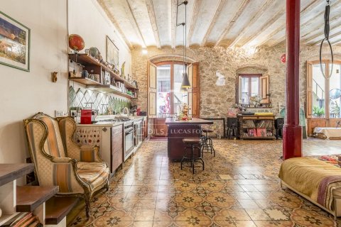 Apartamento de 2 dormitorios en venta en Barcelona, Cataluña, Spain № 8602 - foto 5