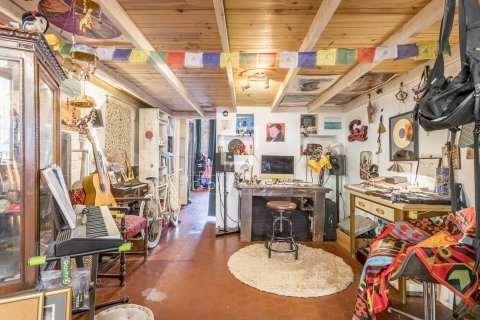 Apartamento de 2 dormitorios en venta en Barcelona, Cataluña, Spain № 8602 - foto 12