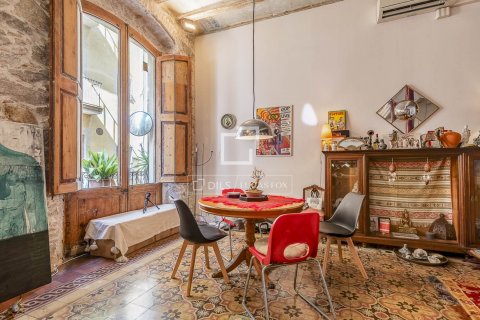 Apartamento de 2 dormitorios en venta en Barcelona, Cataluña, Spain № 8602 - foto 4