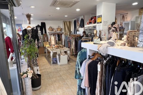 Propiedad comercial de 2 dormitorios en alquiler en Cunit, Tarragona, Cataluña, Spain № 7583 - foto 3