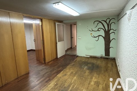 261 sq.m. commercial property for rent in Barcelona, Catalonia, Spain № 7581 - photo 19