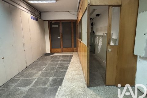 261 sq.m. commercial property for rent in Barcelona, Catalonia, Spain № 7581 - photo 14