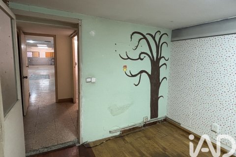 261 sq.m. commercial property for rent in Barcelona, Catalonia, Spain № 7581 - photo 20