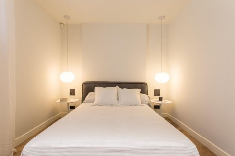 Сasa de 5 dormitorios en venta en Sant Andreu de Llavaneres, Barcelona, Cataluña, Spain № 1358 - foto 16